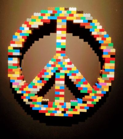  PEACE סמל השלום  
