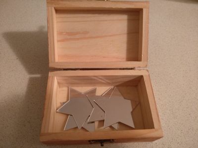 קופסא עם כוכבים